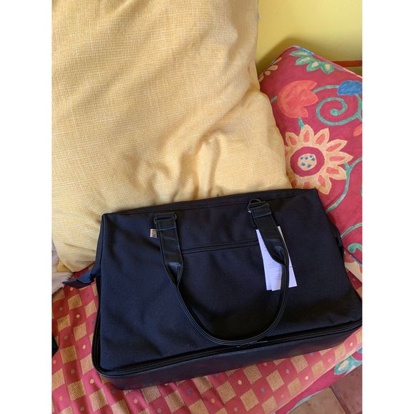 NWT BEIS Weekender bag in Black - Picture 4 of 8